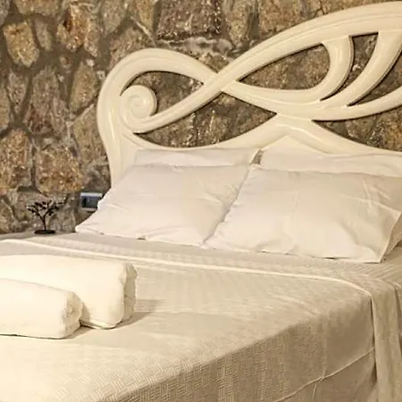 Ξενοδοχείο Casa Di Pietra 5*
